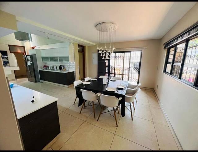 5 BEDROOM HOUSE FOR SALE IN LAUDIUM